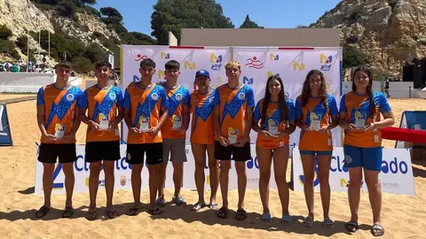 Equipo en el Podium
