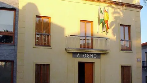 Fachada del Ayuntamiento de Alosno