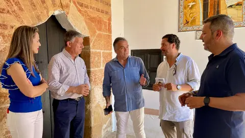 Romero con otros candidatos del PP en La R&aacute;bida