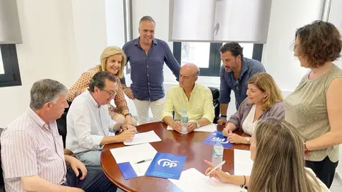 Reuni&oacute;n de candidatos y direcci&oacute;n PP onubense