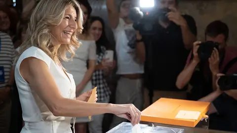 Yolanda D&iacute;az ejerce su derecho al voto