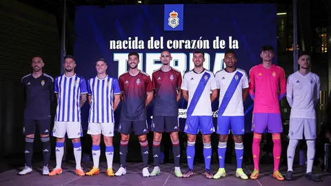 El Recre presenta sus nuevas equipaciones