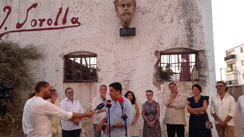 El alcalde de Ayamonte interviene en la inauguraci&oacute;n del busto a Sorolla