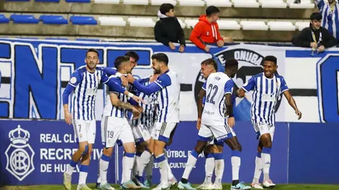 El Recreativo de Huelva celebrando un gol esta temporada 23-24. Fuente: Imagen de archivo