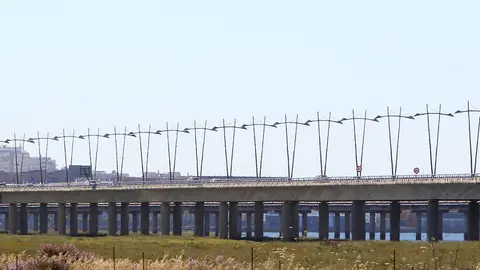 Puente del Odiel con las antiguas farolas