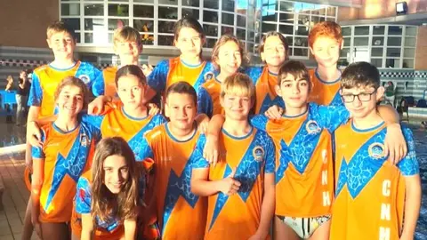 Alevines del Club Nataci&oacute;n Huelva
