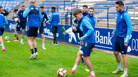 Jugadores del Recre entrenando. Foto: Real Club Recreativo de Huelva