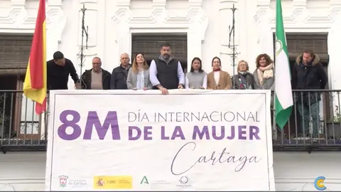 Pancarta en el Ayuntamiento de Cartaya