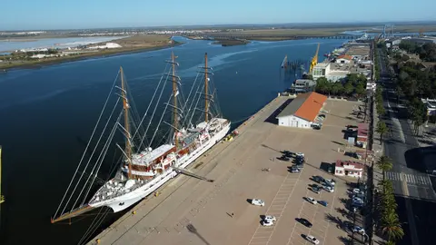 Buque Sea Cloud Spirit en el Puerto de Huelva