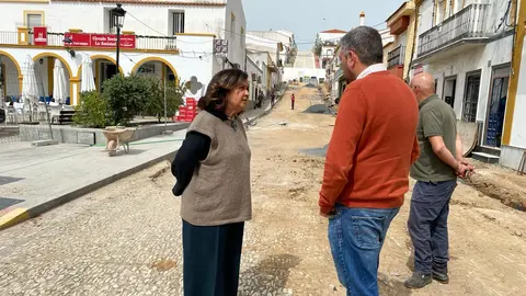 La delegada Carmen C&eacute;spedes ha visitado Rosal de la Frontera