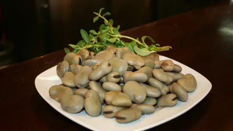 Plato de habas con poleo