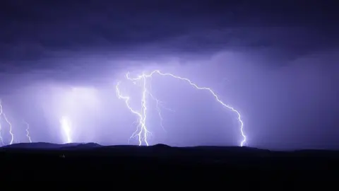 Aviso amarillo por fuertes lluvias y tormentas para ma&ntilde;ana en la provincia de Huelva