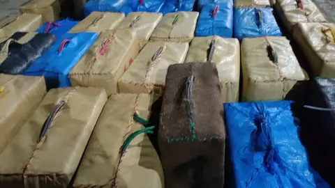 Alijo de droga en la Costa occidental