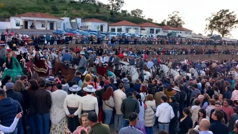Llega la caballer&iacute;a al Cerro del &Aacute;guila