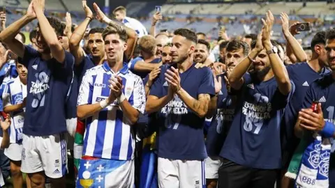 Los jugadores del Recre celebran el ascenso a la Segunda Federaci&oacute;n, aquel 11 de junio de 2023. Fuente: Imagen de archivo