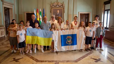 Recepci&oacute;n de los ni&ntilde;os ucranianos en el Ayuntamiento de Huelva.