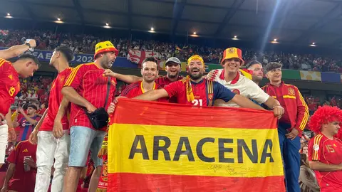 Cuatro amigos cebolleros presentes en la Eurocopa 2024. Fuente: Facebook de Javier Moya Rufino
