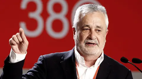Gri&ntilde;&aacute;n en una imagen de archivo