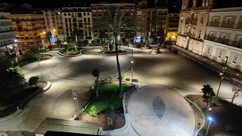 Iluminaci&oacute;n de la Plaza de La Merced. Foto: Caye Santana
