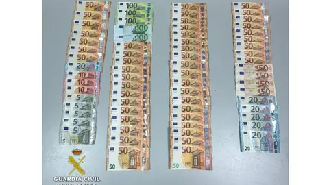 Billetes falsos incautados en Punta Umbr&iacute;a