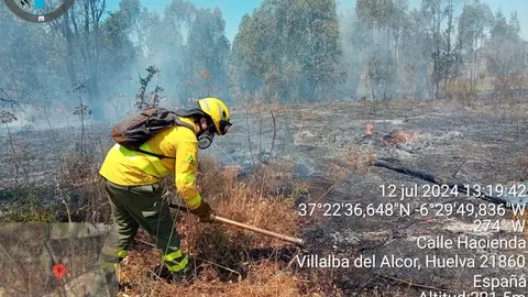 Incendio en Villalba del Alcor. Foto: Plan Infoca