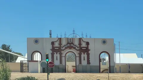 Montaje de la portada de las Colombinas.