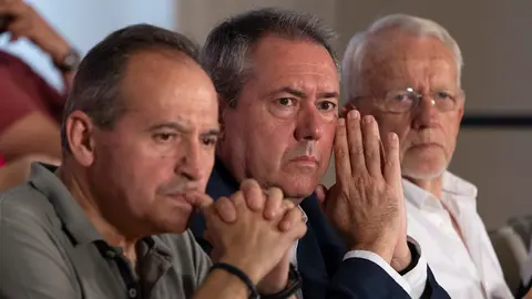 Espadas en el comit&eacute; director del PSOE en Sevilla