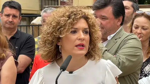 Mar&iacute;a Eugenia Lim&oacute;n durante la campa&ntilde;a de las &uacute;ltimas elecciones europeas. Fuente: PSOE Huelva.