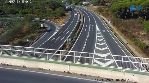Estado en estos momentos de la carretera A-497 que une Huelva capital con Punta Umbr&iacute;a. Fuente: DGT