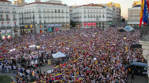 Concentraci&oacute;n contra Maduro en la Puerta del Sol