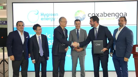 Juanma Moreno ha puesto en valor el acuerdo entre Hygreen y Coaxabengoa.