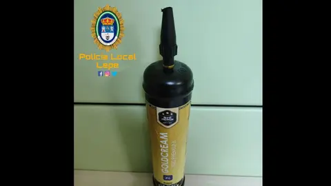 Botella de gas intervenida en la madrugada de este viernes por agentes de la Polic&iacute;a Local de Lepe. Foto: Polic&iacute;a Local.