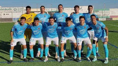 Los caratyeros buscan su primera victoria del curso en casa en el estadio Luis Rodr&iacute;guez Salvador. Fuente: Twitter AD Cartaya