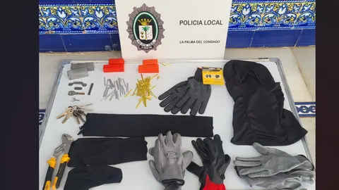 Efectos aprehendidos a los implicados. Fuente: Polic&iacute;a Local.