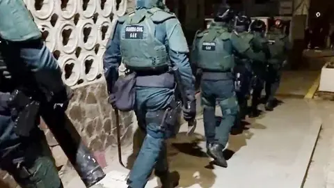 Agentes del GAR de la Guardia Civil