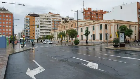 Avenida de la R&iacute;a sin tr&aacute;fico