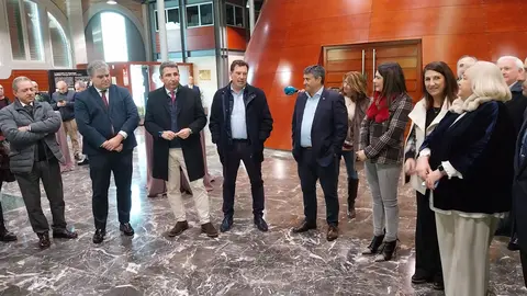 Delegados de la Junta y el presidente del Puerto en el desayuno con los medios