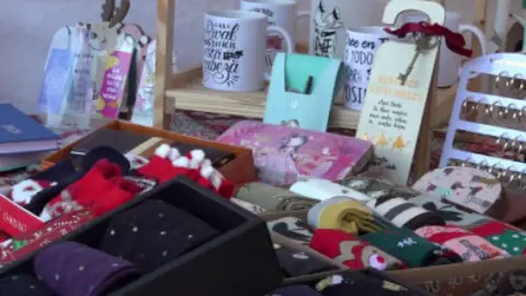 Mercado navide&ntilde;o de Cortegana | Teleonuba