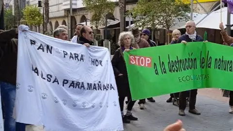 Protestas contra la balsa de Valdelamusa | Adelante Andaluc&iacute;a Huelva