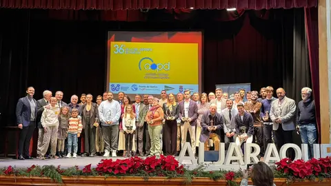 Foto de los galardonados en la gala