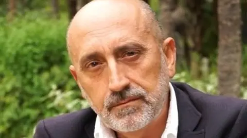 Luis &Aacute;ngel Hierro