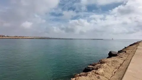 Zona del espig&oacute;n de Punta del Moral donde fue hallado el cad&aacute;ver