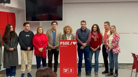 Maru Lim&oacute;n comparece ante los medios
