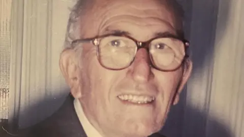 Antonio Jos&eacute; Rodr&iacute;guez L&oacute;pez "El Practicante"