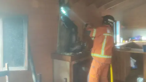 Los bomberos han acudido al lugar del suceso