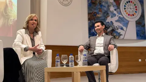Visita Nieves Herrero