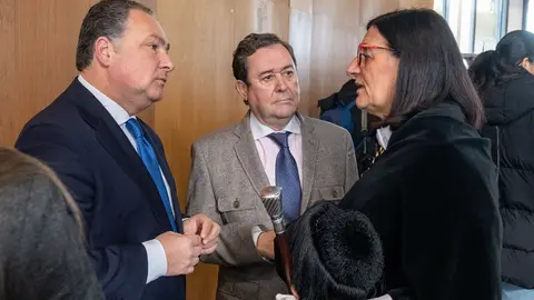 La rectora con el presidente de la Diputaci&oacute;n