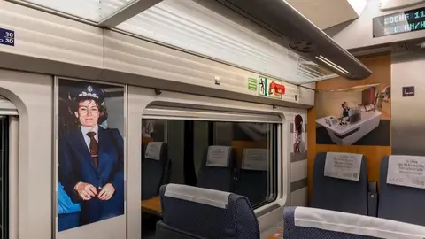 Exposici&oacute;n de Ferroviarias en AVE. Fuente: Renfe