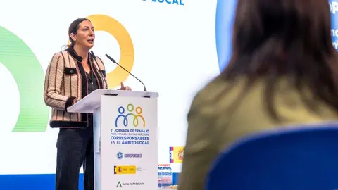 Loles L&oacute;pez inaugura la jornada sobre corresponsabilidad en Huelva | Junta