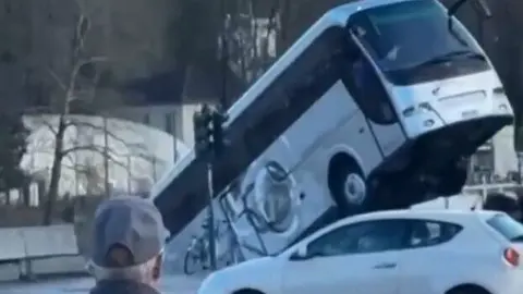 Accidente en Tur&iacute;n. Fuente: X de @ThierryTout